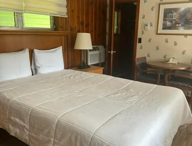 Starlight Inn hotel detail image 2