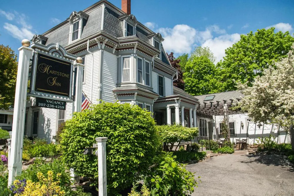 Hartstone Inn hotel hero