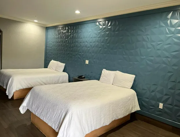 Symphony Inn and Suites hotel detail image 3