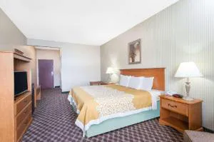 Days Inn & Suites by Wyndham Seaford hotel detail image 2