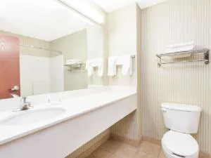 Days Inn & Suites by Wyndham Seaford hotel detail image 3