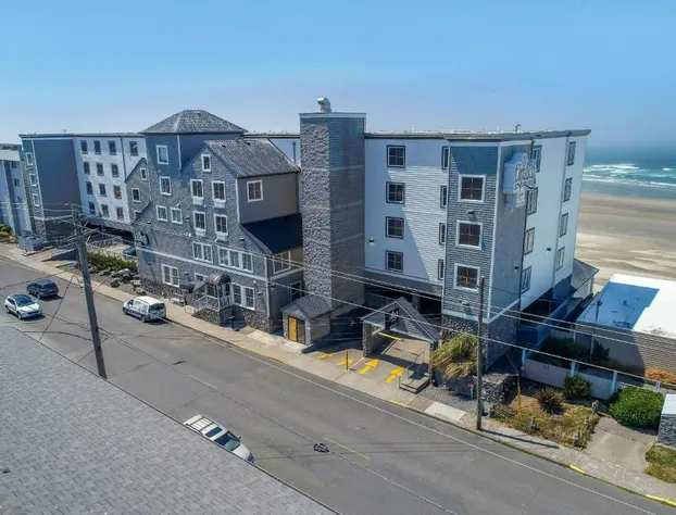 Elizabeth Oceanfront Suites, an Ascend Collection Hotel hotel detail image 4