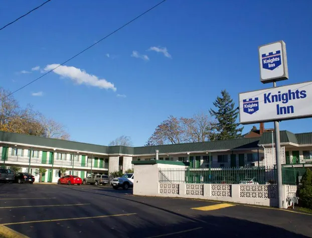 Knights Inn Salem, OR hotel detail image 3