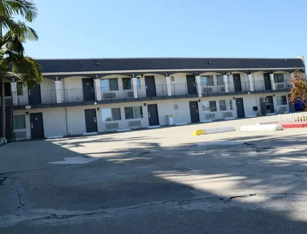 Value Inn Bellflower hotel detail image 2