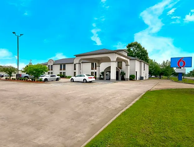 Motel 6 Abbeville, LA hotel detail image 1