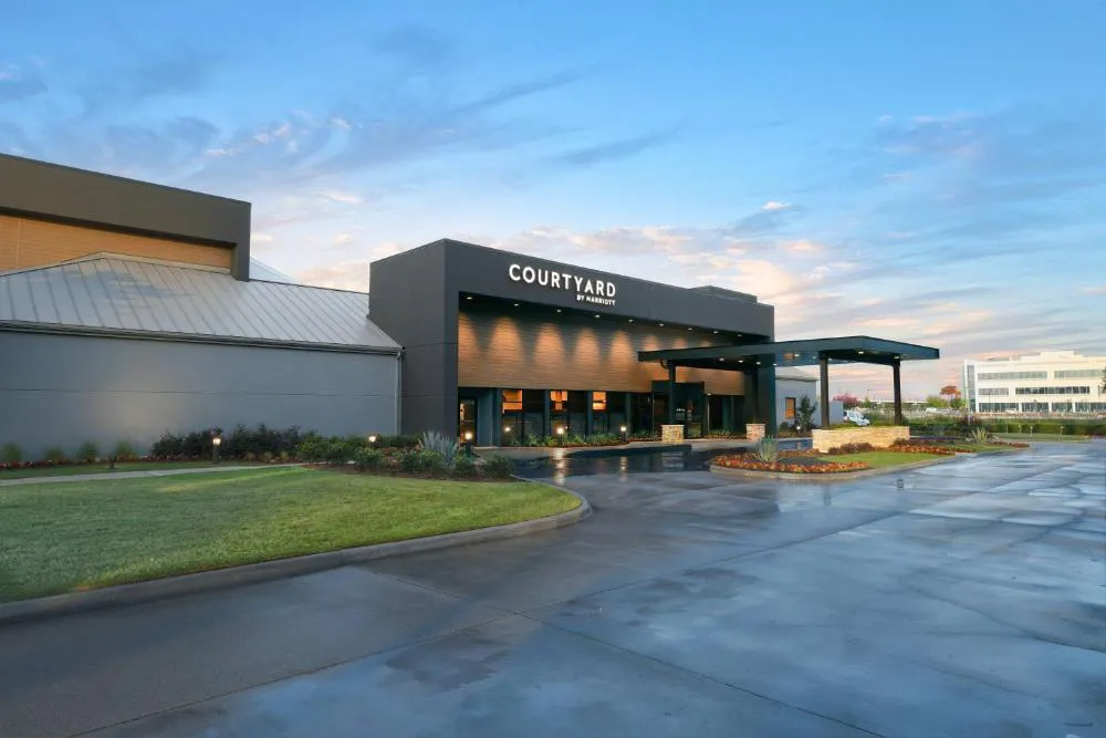 Courtyard By Marriott Dallas DFW Airport North/Irving hotel hero