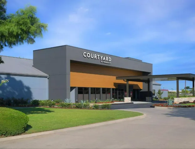 Courtyard By Marriott Dallas DFW Airport North/Irving hotel detail image 3