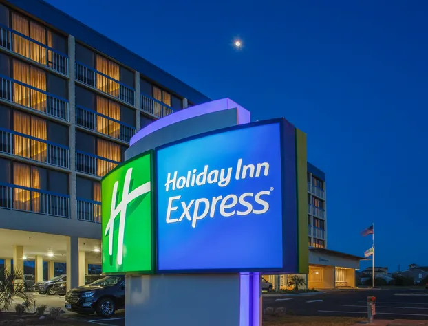 Holiday Inn Express Nags Head Oceanfront by IHG hotel detail image 1