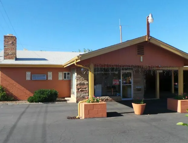 Relax Inn of Yreka hotel detail image 1