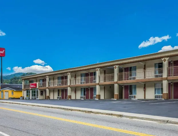 Red Roof Inn Caryville hotel detail image 3