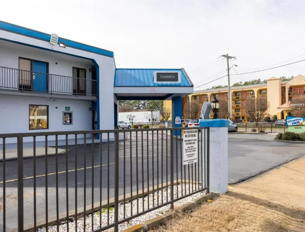 Shelby inn hotel detail image 4