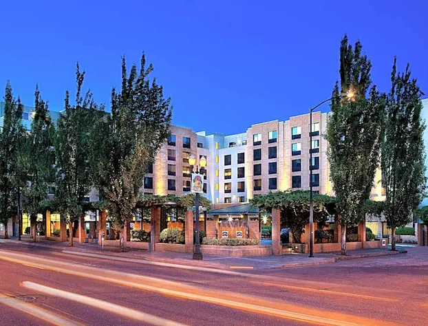 Courtyard Portland Downtown/Convention Center hotel detail image 2