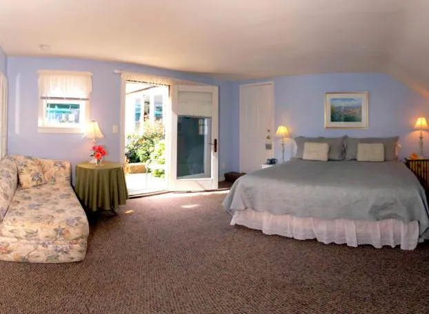 Lamb and Lion Inn hotel detail image 1