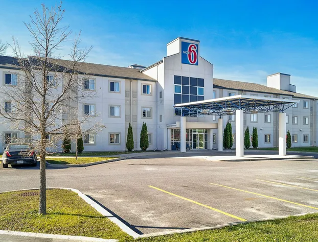 Motel 6 Peterborough, ON hotel detail image 1