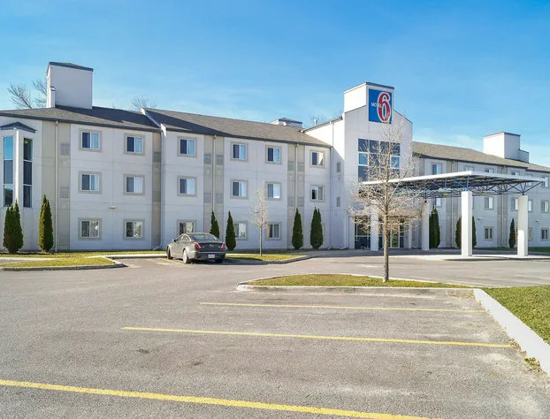 Motel 6 Peterborough, ON hotel detail image 3