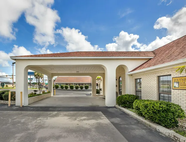 Southern Lodge hotel detail image 1