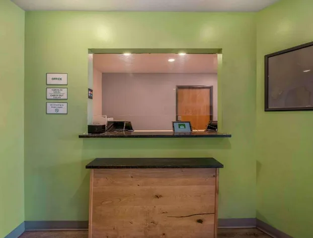 WoodSpring Suites Springdale hotel detail image 1