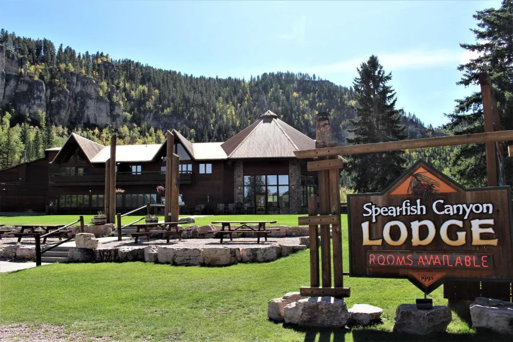 Spearfish Canyon Lodge hotel hero