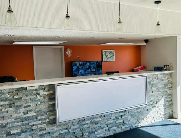 Super 7 Inn Tupelo hotel detail image 4