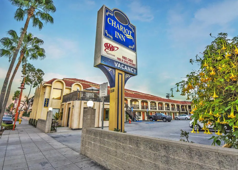 Chariot Inn Glendale - Pasadena hotel hero
