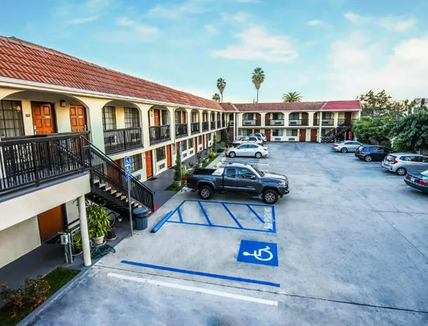 Chariot Inn Glendale - Pasadena hotel detail image 1