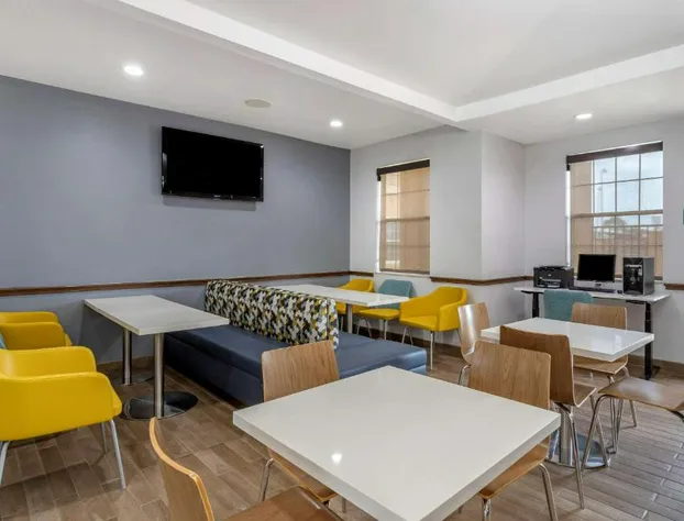 MainStay Suites Port Arthur - Beaumont South hotel detail image 4