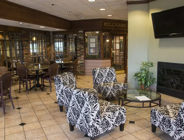 Lamplighter Inn & Suites - North hotel detail image 3