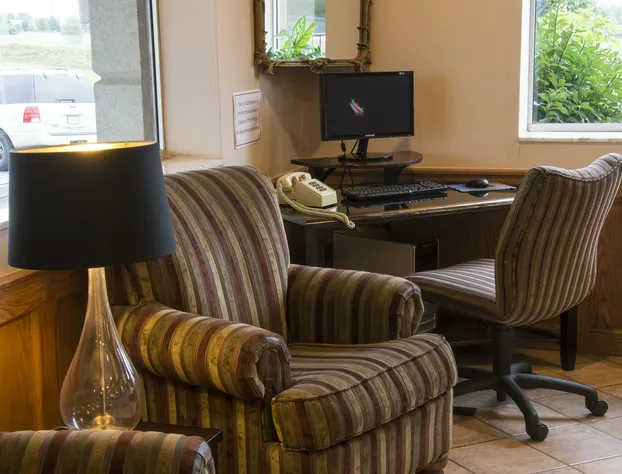 Lamplighter Inn & Suites - North hotel detail image 2