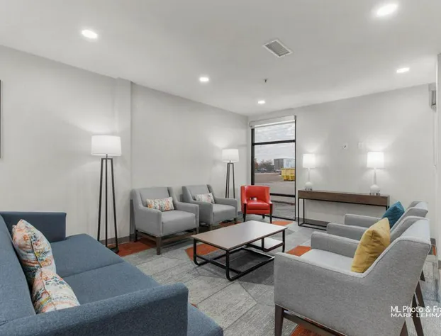 Comfort Suites hotel detail image 4