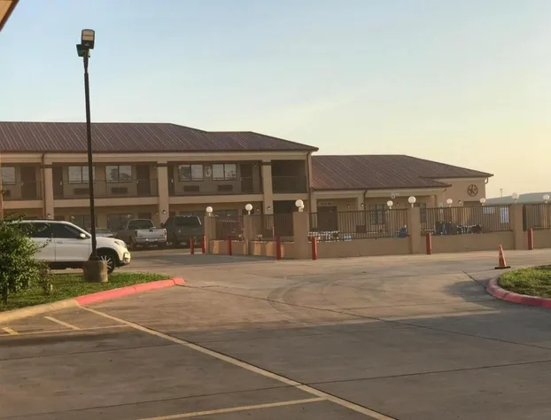 Texas Inn and Suites at La Joya hotel detail image 1