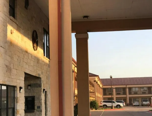 Texas Inn and Suites at La Joya hotel detail image 2