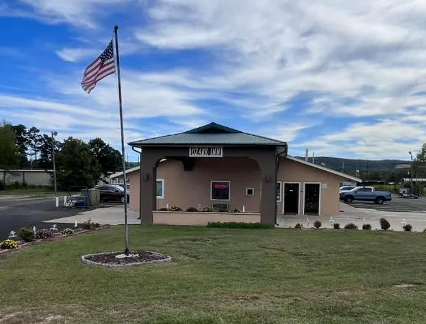Ozark Inn hotel detail image 3