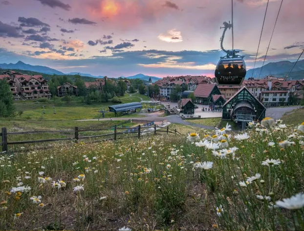 Lumiere by Dunton hotel detail image 4