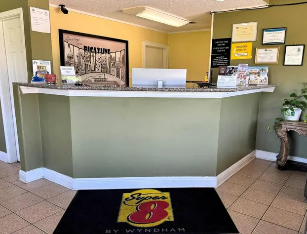 Super 8 by Wyndham Picayune hotel detail image 4