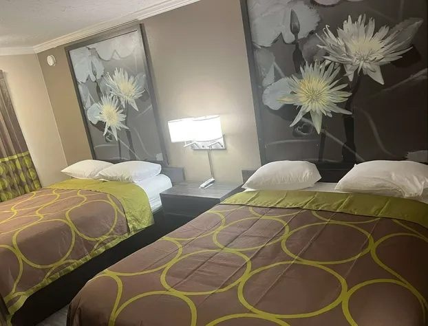 Super 8 by Wyndham Picayune hotel detail image 4