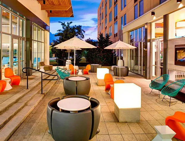 Aloft Philadelphia Airport hotel detail image 3