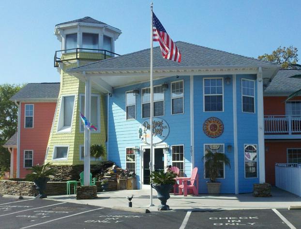 Pirates Cove hotel detail image 1