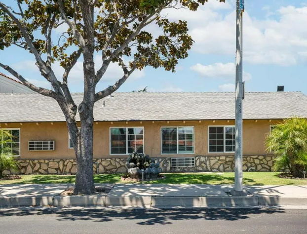 Solaire Inn & Suites hotel detail image 3