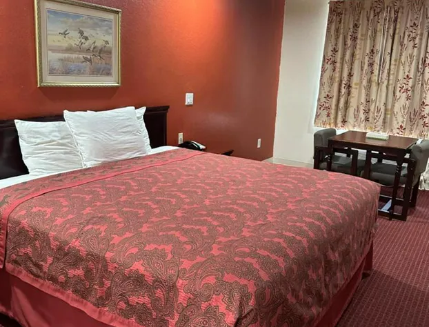Western Plaza Inn hotel detail image 2
