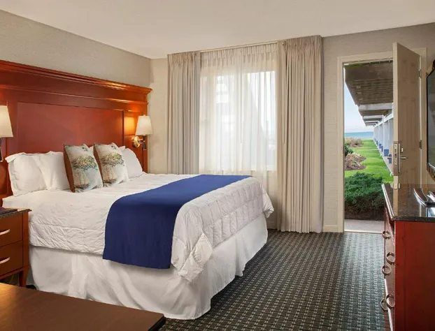 Ocean Mist Beach Hotel & Suites hotel detail image 3