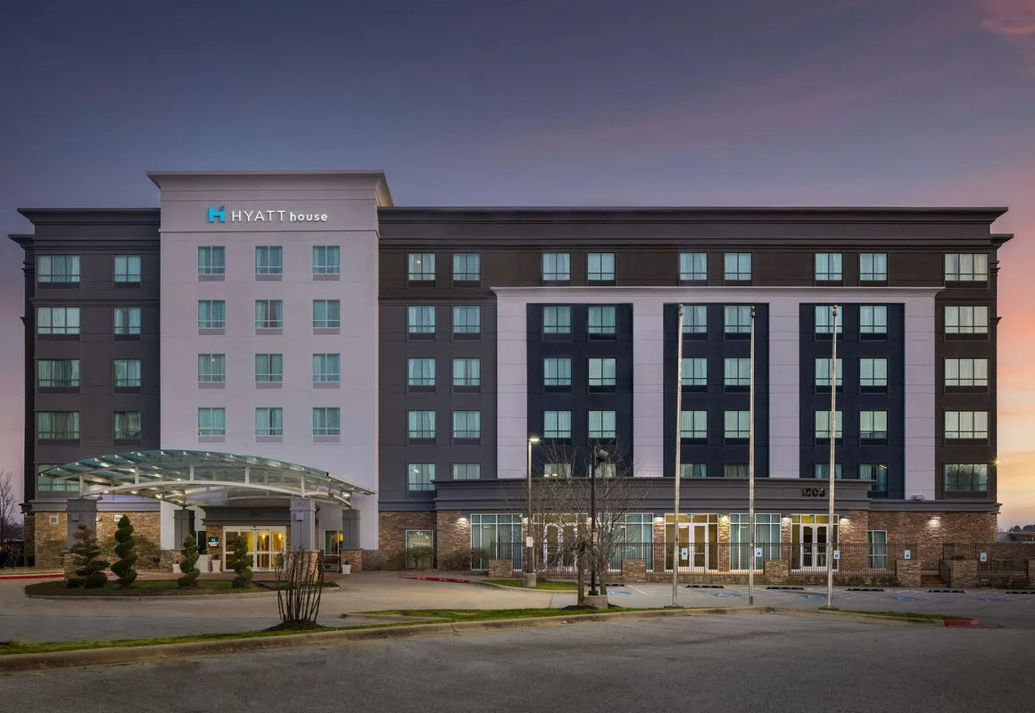 Hyatt House Bentonville/Rogers hotel hero