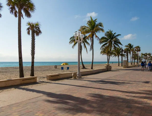 Riptide Oceanfront Hotel hotel detail image 2