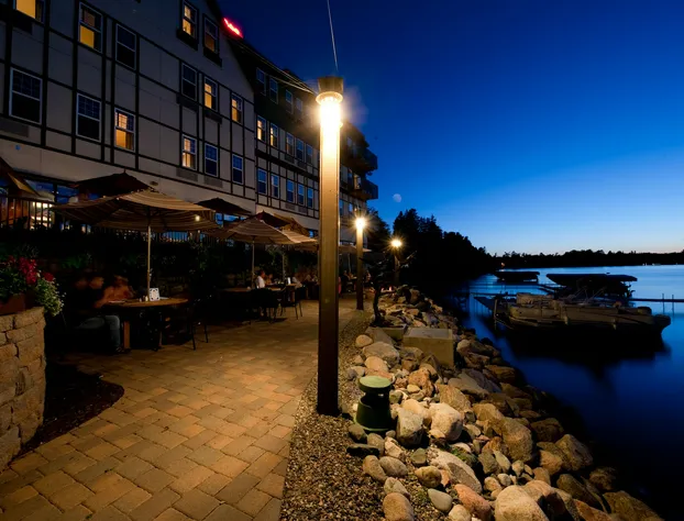 Chase On The Lake hotel detail image 3