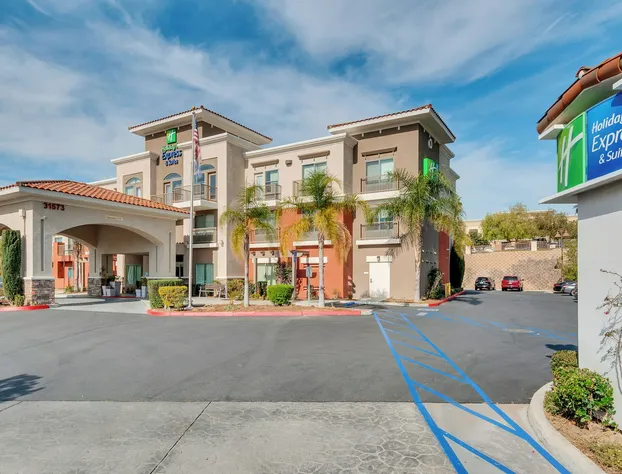Holiday Inn Express & Suites, Lake Elsinore by IHG hotel detail image 2