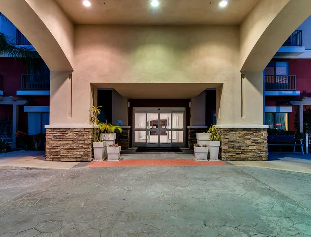 Holiday Inn Express & Suites, Lake Elsinore by IHG hotel detail image 4