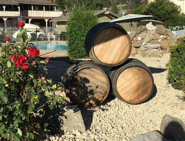 Vino Inn & Suites hotel detail image 1