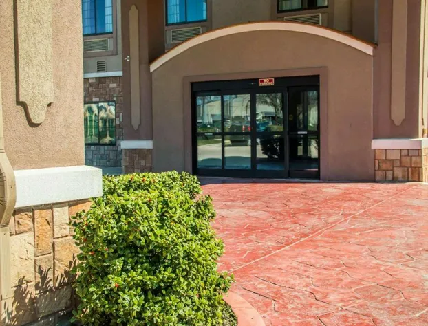 Sleep Inn & Suites at Six Flags hotel detail image 3