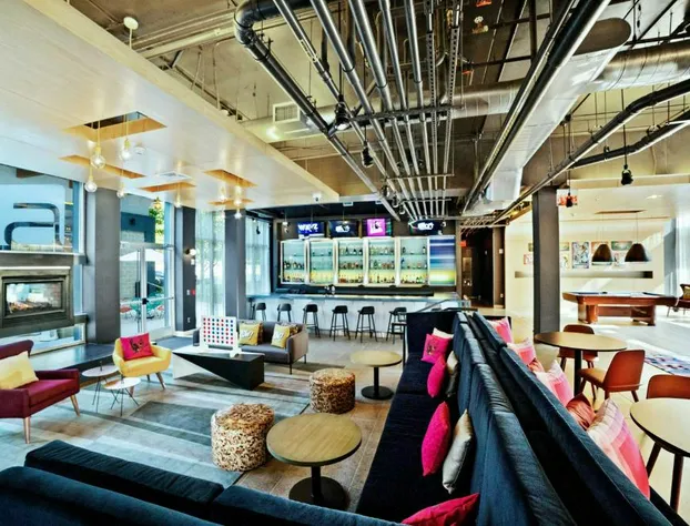 Aloft Nashville Franklin hotel detail image 4