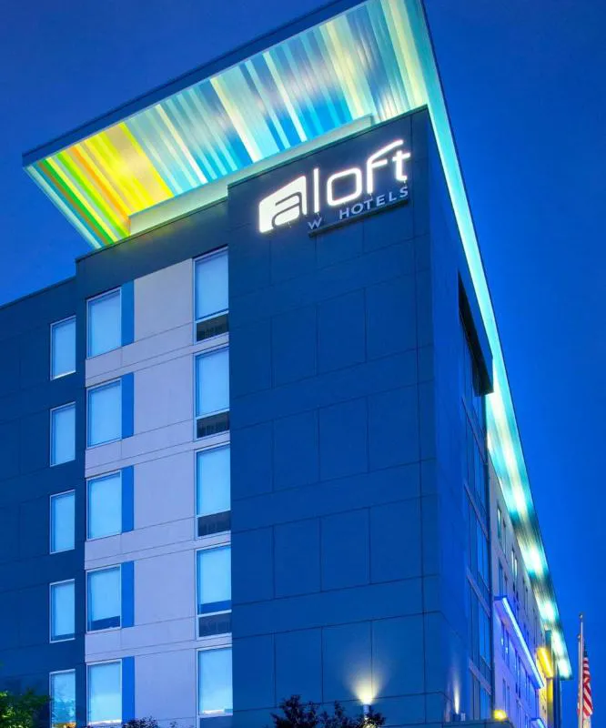 Aloft Nashville Franklin hotel hero
