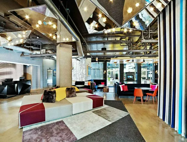 Aloft Nashville Franklin hotel detail image 3